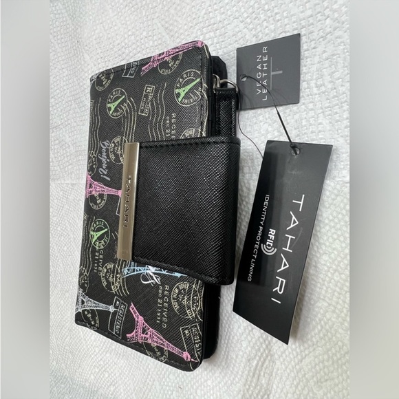 TAHARI RFID Bifold Wallet Vegan Leather - Picture 4 of 6